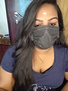 Snapshot of Tamil_Shara chatting on May 19, 2026, 7:37 am Tamil Shara online show from May 19, 2026, 7:37 am