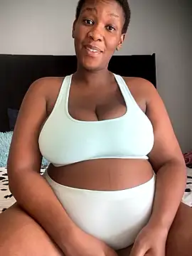 GiantClithpee online show from December 9, 2024, 8:22 am