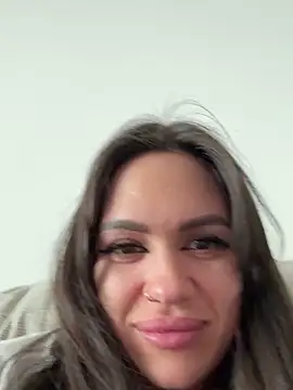 SiennaLuxexx online show from February 19, 2026, 12:02 pm