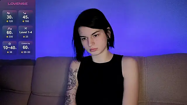 lololozhechka online show from January 9, 2026, 7:10 pm