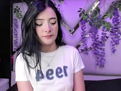 liinzy rouse69 online show from December 20, 2025, 2:53 pm