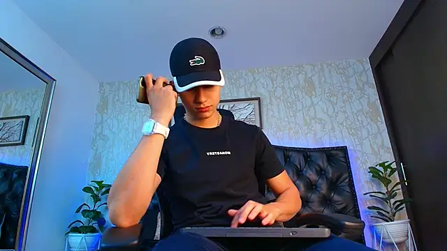 Lander Cruz online show from March 11, 2026, 7:19 pm