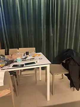 Snapshot of andresbale chatting on February 7, 2026, 12:29 am andresbale online show from February 7, 2026, 12:29 am