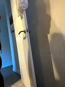 Snapshot of andresbale chatting on January 11, 2026, 8:21 am andresbale online show from January 11, 2026, 8:21 am