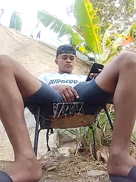 youngboypiss online show from February 26, 2026, 11:32 am