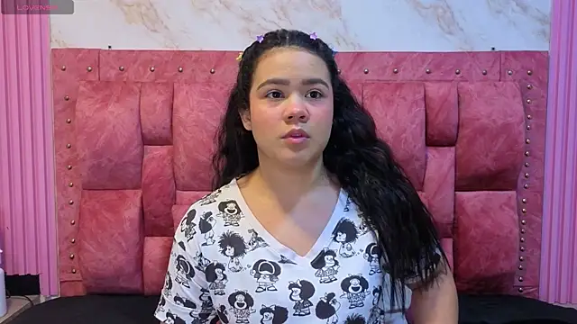 Snapshot of ValeryMorales chatting on March 2, 2026, 7:54 pm ValeryMorales online show from March 2, 2026, 7:54 pm