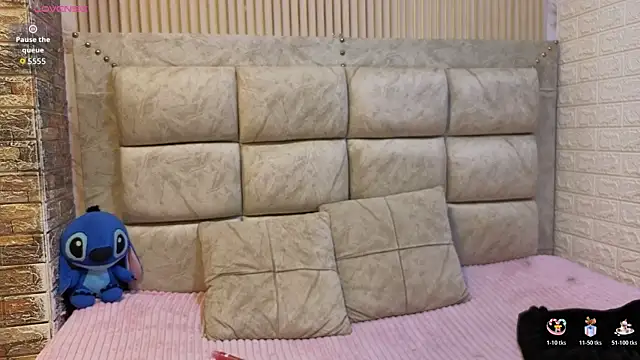 Snapshot of ValeryMorales chatting on December 23, 2025, 3:28 am ValeryMorales online show from December 23, 2025, 3:28 am