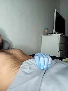 Snapshot of Shotdicks chatting on December 4, 2025, 9:19 am Shotdicks online show from December 4, 2025, 9:19 am