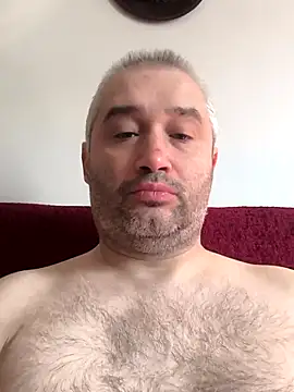 Snapshot of Olomoucak1982 chatting on April 3, 2026, 7:37 am Olomoucak1982 online show from April 3, 2026, 7:37 am