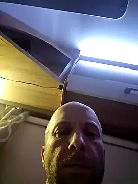 scotbhoyscott online show from January 11, 2026, 3:35 am