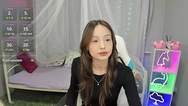 Snapshot of LunaPierce chatting on December 3, 2025, 1:54 pm LunaPierce online show from December 3, 2025, 1:54 pm