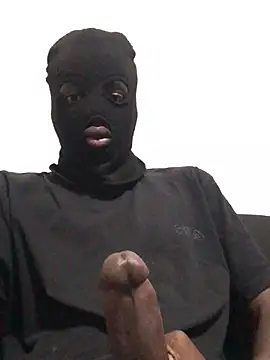 Snapshot of Pound5King chatting on April 3, 2026, 9:05 am Pound5King online show from April 3, 2026, 9:05 am