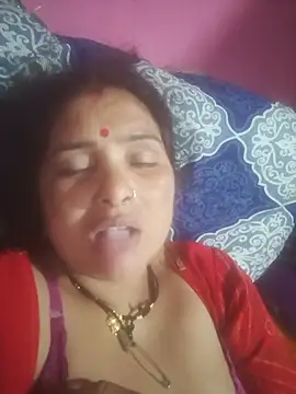 Your-shreya143 online show from July 13, 2026, 10:42 pm
