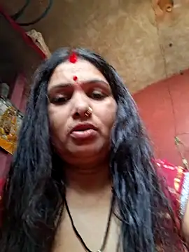 Snapshot of Your-shreya143 chatting on June 19, 2026, 5:35 am Your-shreya143 online show from June 19, 2026, 5:35 am