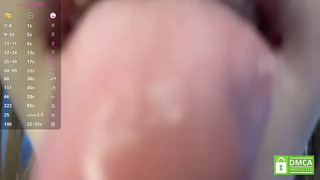 Snapshot of AveryBerkson chatting on June 21, 2026, 12:44 pm AveryBerkson online show from June 21, 2026, 12:44 pm