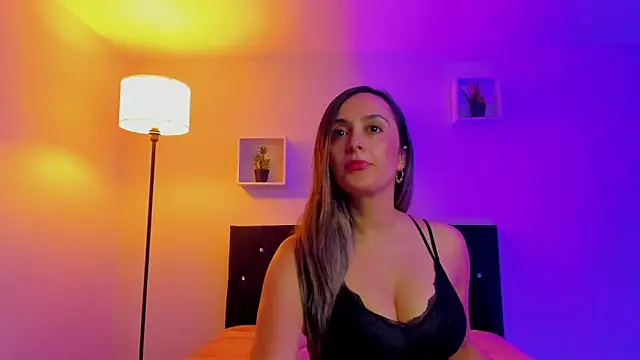 Snapshot of Victoria_Rose_ chatting on June 6, 2026, 8:36 pm Victoria Rose online show from June 6, 2026, 8:36 pm