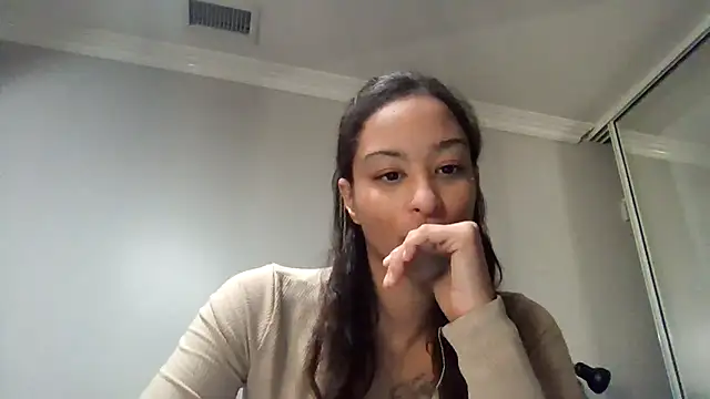 lokitabby5150 online show from December 5, 2025, 5:22 pm