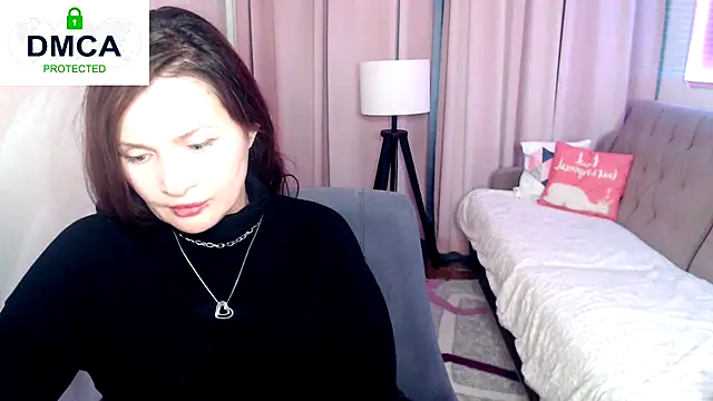 Ethereal Ella2026 online show from December 3, 2025, 2:16 pm