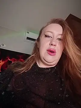 ElonaFox online show from March 20, 2026, 1:34 pm