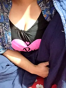 hottyrose69 online show from January 10, 2026, 2:18 am