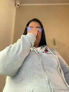 Carameloswing1 online show from April 21, 2026, 12:12 pm