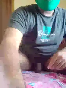 Snapshot of ragnar_steamy chatting on December 23, 2025, 5:40 am ragnar steamy online show from December 23, 2025, 5:40 am