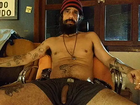 Snapshot of ooproprio chatting on May 18, 2026, 2:23 am ooproprio online show from May 18, 2026, 2:23 am