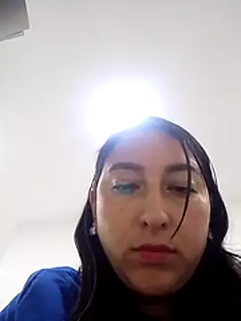 Valeria montana  online show from June 26, 2026, 3:07 pm