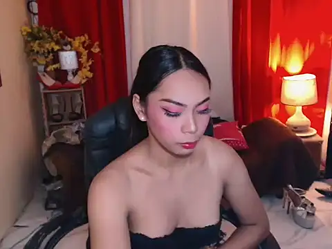 kylieEmparado online show from June 4, 2026, 1:43 am