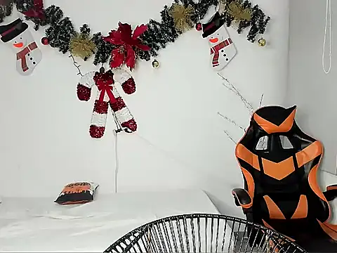 Snapshot of alex_balck chatting on December 5, 2025, 10:36 am alex balck online show from December 5, 2025, 10:36 am