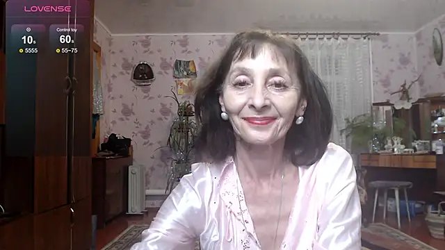 Snapshot of Angelina-Missteria chatting on December 5, 2025, 7:55 pm Angelina-Missteria online show from December 5, 2025, 7:55 pm