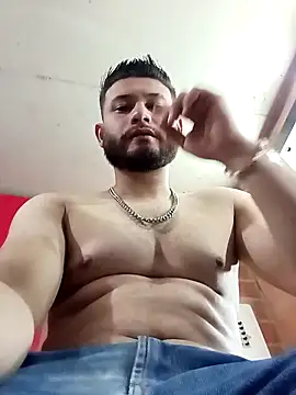 MaxSteel x online show from December 4, 2025, 2:54 am