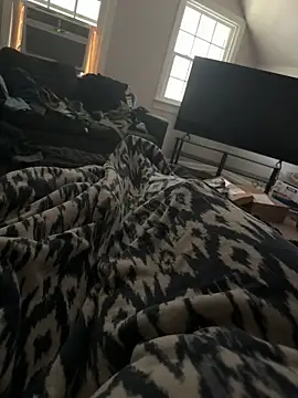 WopBig4o85 online show from April 7, 2026, 12:18 pm