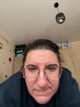 Dana92va online show from February 10, 2026, 12:15 pm