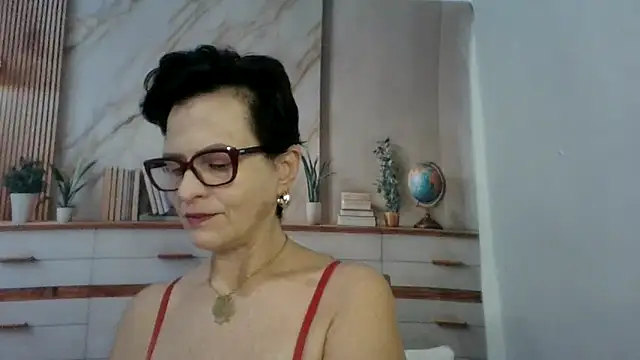 Luna-Hot0802 online show from March 3, 2026, 1:07 pm