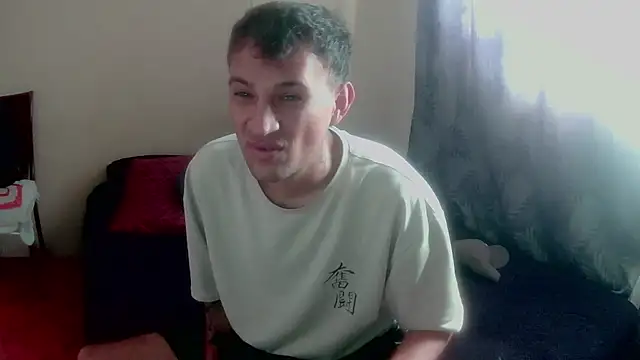 LeomiaDesire online show from April 10, 2026, 2:02 pm