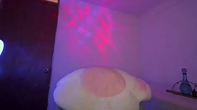 Adararouse1 online show from February 10, 2026, 8:41 pm