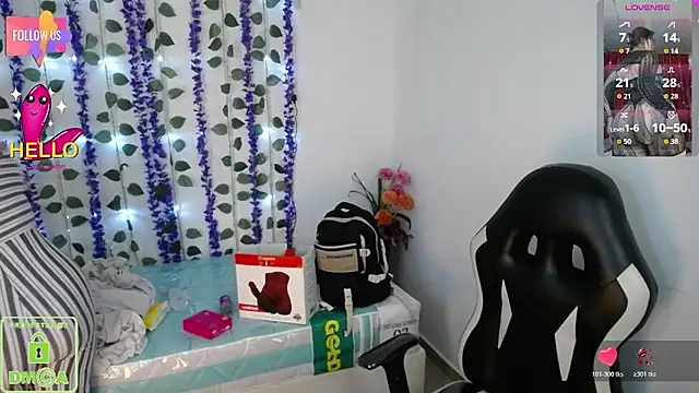 Mia Duque1999 online show from March 19, 2026, 7:36 pm