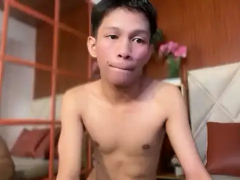 Snapshot of TheBoyAboveYou chatting on February 8, 2026, 5:38 am TheBoyAboveYou online show from February 8, 2026, 5:38 am