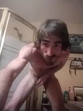 bigjohnson2914 online show from April 18, 2026, 9:44 am