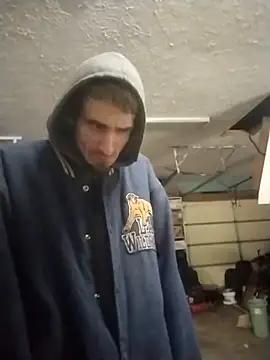 Snapshot of bigjohnson2914 chatting on December 15, 2025, 4:02 pm bigjohnson2914 online show from December 15, 2025, 4:02 pm