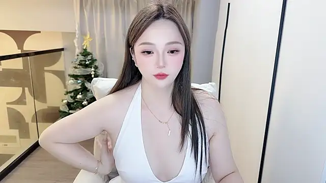 Star-XinX online show from April 24, 2026, 2:41 pm