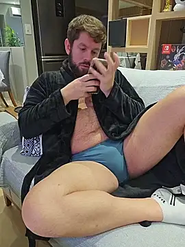 Snapshot of RipMyUnderwear chatting on May 14, 2026, 1:46 am RipMyUnderwear online show from May 14, 2026, 1:46 am