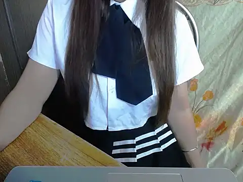 Snapshot of maian_love chatting on July 11, 2026, 5:57 pm maian love online show from July 11, 2026, 5:57 pm