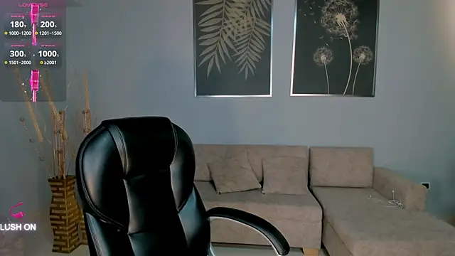 ChloeManson online show from January 26, 2025, 12:05 am