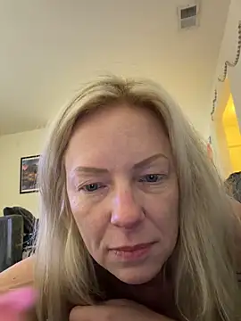 sinfulsara online show from February 12, 2026, 4:12 am