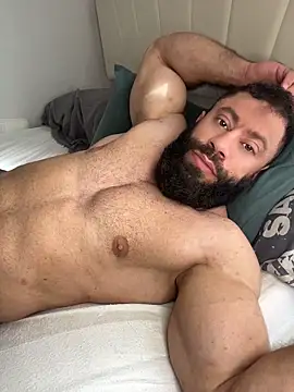 stylesexy online show from April 18, 2026, 9:22 am