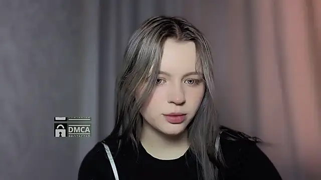 DollarBunny online show from December 16, 2025, 7:23 am