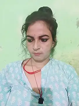 Snapshot of Big_soniya55A chatting on June 8, 2026, 1:11 am Big soniya55A online show from June 8, 2026, 1:11 am