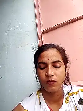 Snapshot of Big_soniya55A chatting on August 6, 2026, 12:22 pm Big soniya55A online show from August 6, 2026, 12:22 pm